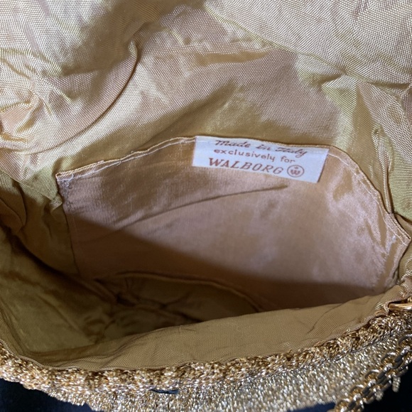 Vintage HTF Walborg gold metallic loop purse - Picture 9 of 15